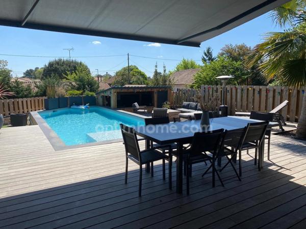 CAZAUX (33260) – MAISON CONTEMPORAINE – 5 SUITES PARENTALES – PISCINE – PROPRIÉTÉ DU CANAL – SANS VIS-À-VIS – GARAGE