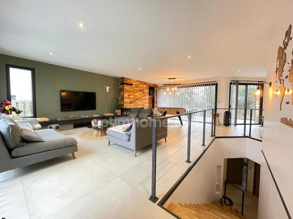 CAZAUX (33260) – MAISON CONTEMPORAINE – 5 SUITES PARENTALES – PISCINE – PROPRIÉTÉ DU CANAL – SANS VIS-À-VIS – GARAGE