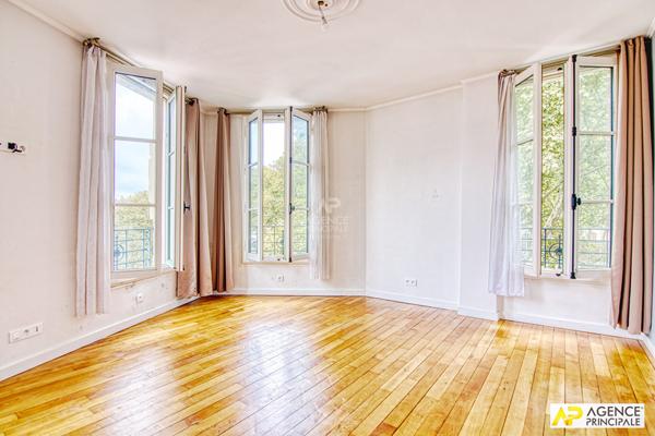 Versailles Saint-Louis château - Appartement 2 pièces 55.42 M² CARREZ €448 000 ** - Référence 26257