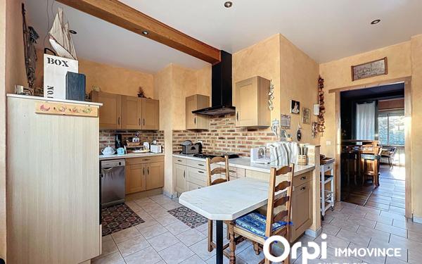 Maison à vendre    7 pièces •  Saint-Flour