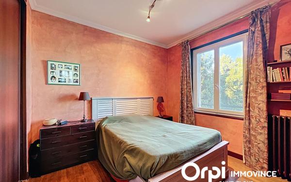 Maison à vendre    7 pièces •  Saint-Flour