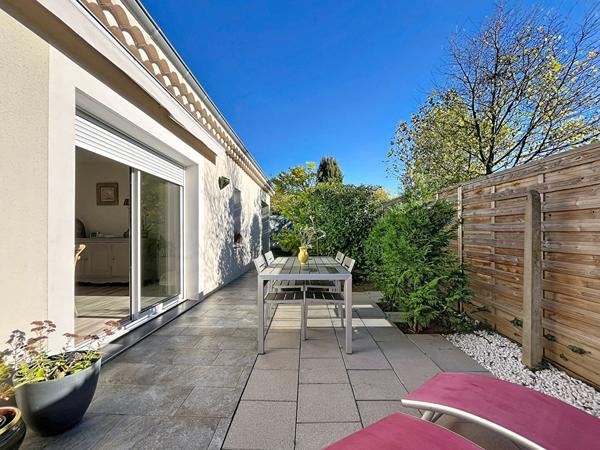 EXCLUSIVITE - MAISON RECENTE DE 117 M² SUR 748 M² AVEC DE BELLES PRESTATIONS