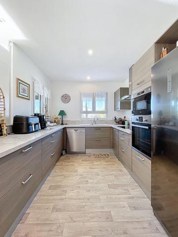 EXCLUSIVITE - MAISON RECENTE DE 117 M² SUR 748 M² AVEC DE BELLES PRESTATIONS