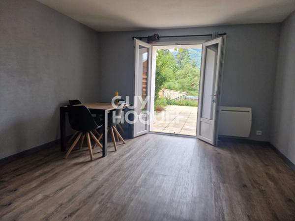 APPARTEMENT À LOUER DE 2 PIÈCES DE 42,00 M²