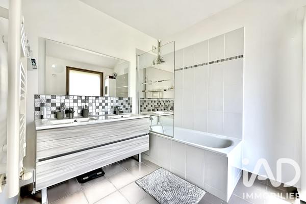Maison à vendre 5 pièces 99 m² Montévrain