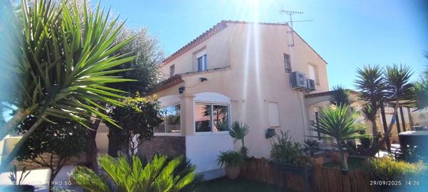 LUNEL NORD, Villa individuelle R+1, 132 M2 SH 3 chambres, séjour, cuisine, garage sur 339M2 terrain