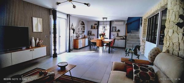 LUNEL NORD, Villa individuelle R+1, 132 M2 SH 3 chambres, séjour, cuisine, garage sur 339M2 terrain