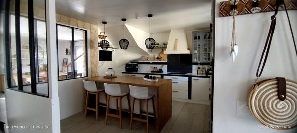 LUNEL NORD, Villa individuelle R+1, 132 M2 SH 3 chambres, séjour, cuisine, garage sur 339M2 terrain