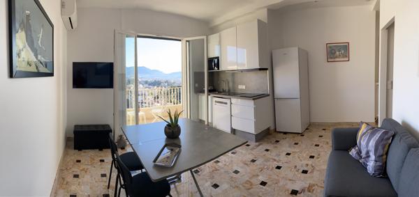 Nice (06200) LOCATION MEUBLEE 40m² - Bd Edouard Herriot