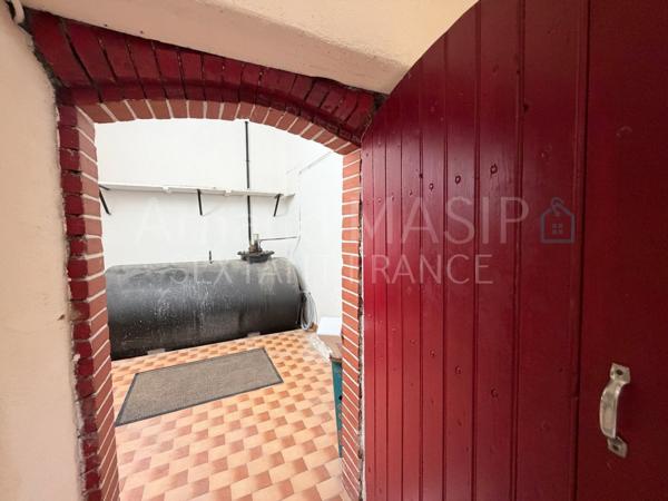 SPACIEUSE MAISON DE VILLE, 164M² HAB, 4 CHAMBRES, TERRASSE, GARAGE, QUILLAN CENTRE