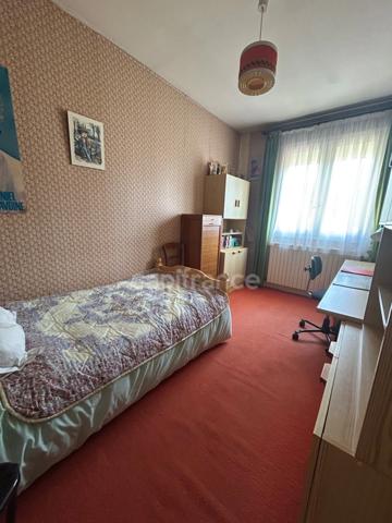 Maison à vendre 7 pièces BLENEAU (89) 6 chambres