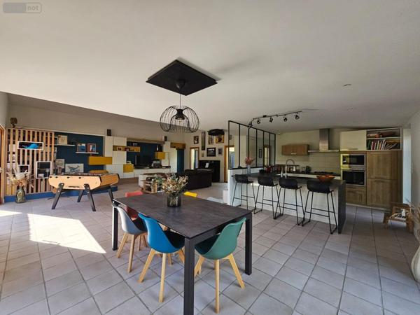 Maison à vendre à Les Herbiers en Vendée (85500), ref : 85013-1090066