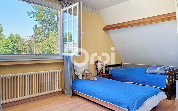 Maison à vendre    6 pièces • 157,68 m2 Saint-Fargeau-Ponthierry