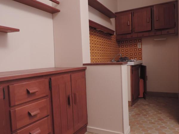 Bel Immeuble à vocation polyvalente. Habitation - Bureaux - Cabinet médical - Locatif.