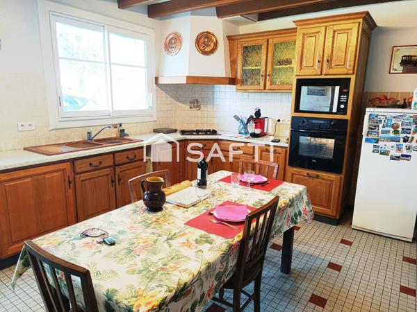 maison de campagne en chalosse pres de DAX avec grange , puits , garage et vue