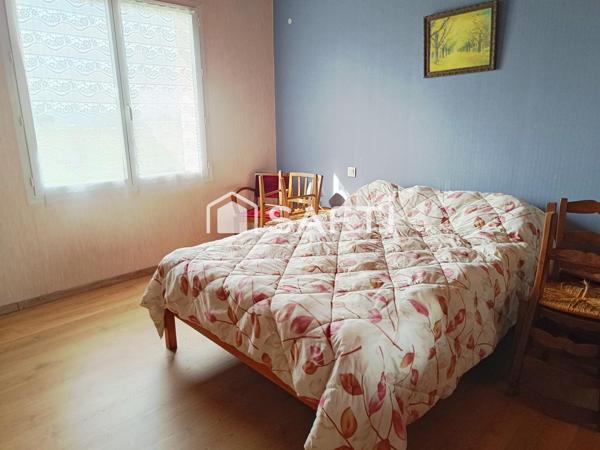 maison de campagne en chalosse pres de DAX avec grange , puits , garage et vue