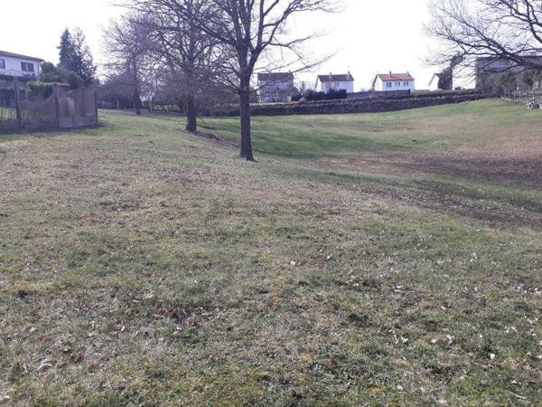 Terrain à vendre |  Montluçon |  2283 m²