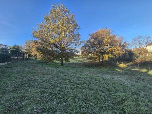 Terrain à vendre |  Montluçon |  2283 m²