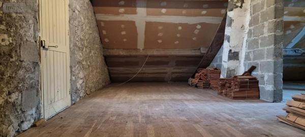 Maison à vendre à Saint-Cyr-sur-Loire dans l'Indre-et-Loire (37540), ref : 37007-2764