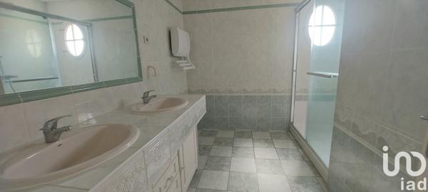 Maison à vendre 6 pièces 153 m² Carignan-de-Bordeaux