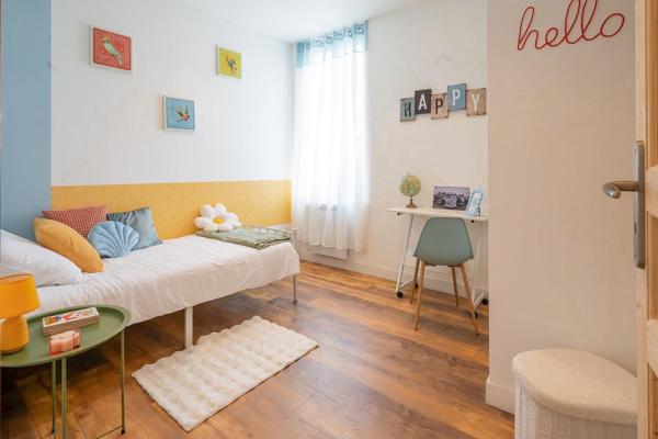 AGEN - Bordure canal - maison 5 chb