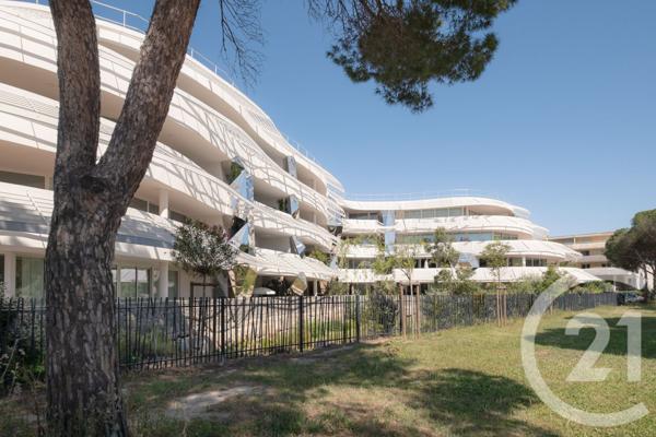 Appartement T4 à vendre  4 pièces - 100,25 m2 LA GRANDE MOTTE - 34