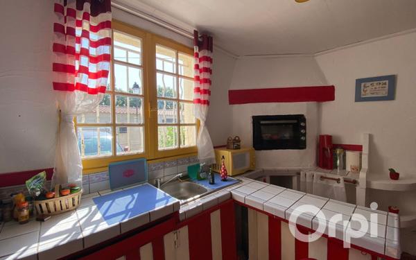 Maison à vendre    4 pièces •  Arles