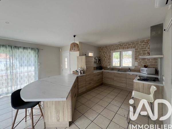 Maison à vendre 6 pièces 112 m² Longeville-sur-Mer