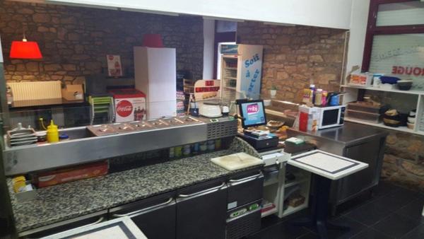 Fonds de commerce à GUINGAMP - Côtes d'Armor (22) - Bar Brasserie Sandwicherie Jeux, emplacement N°1 en entrée de ville - CA 2024 de 440k€