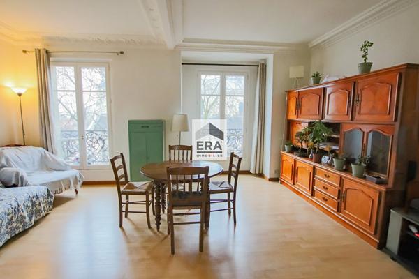 Place Jeanne d'Arc - 3P 1CH - 44,22m2