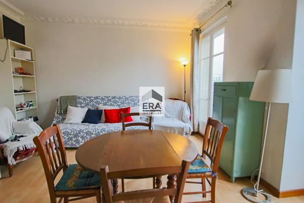 Place Jeanne d'Arc - 3P 1CH - 44,22m2