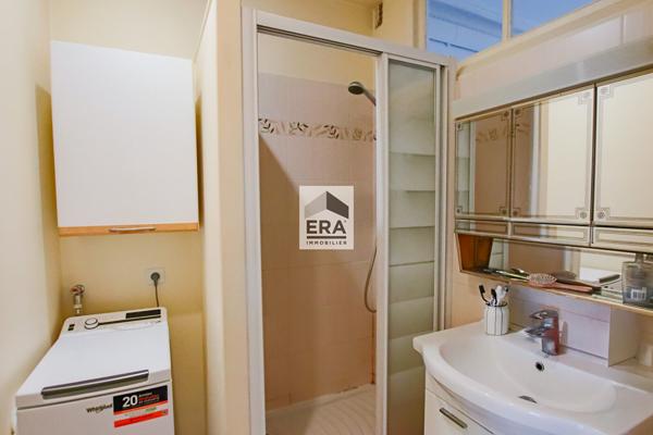 Place Jeanne d'Arc - 3P 1CH - 44,22m2