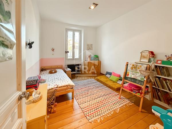 LES PENNES MIRABEAU - Maison T4 de 137m2 + dépendance, piscine et garage