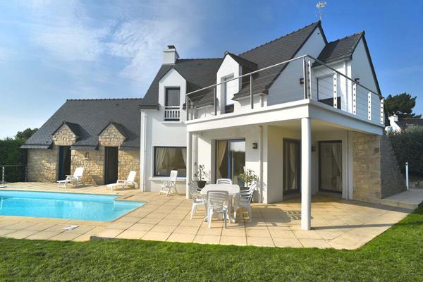 Propriété située au calme dans le centre La trinité sur Mer 56470