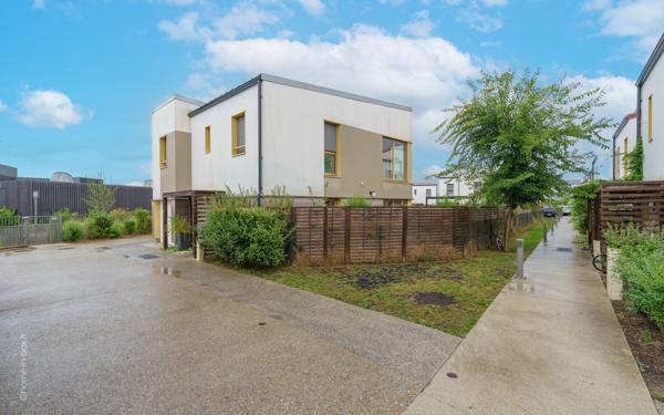 Maison à vendre    5 pièces • 96,04 m2 Bussy-Saint-Georges