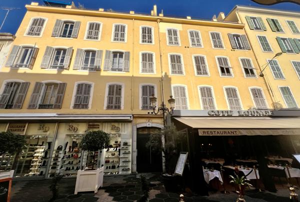 Nice (06000) Appartement 2 pièces zone piétonne de Nice