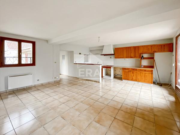 location maison avec stationnement et garage