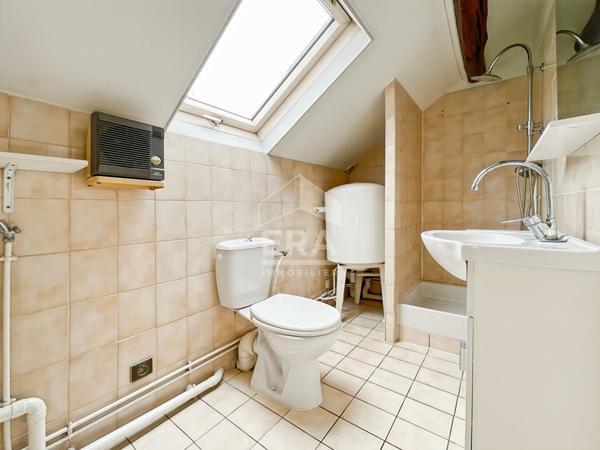 location maison avec stationnement et garage