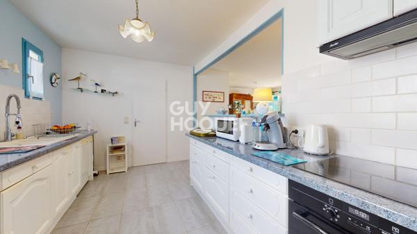 A vendre - Sainte-Marie-de-Ré - Maison au calme entre plage et centre, en bordure de zone naturelle