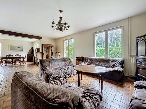 Maison mitoyenne 1 côté Tourcoing Secteur Tourcoing-Neuville en Ferrain 136 m²