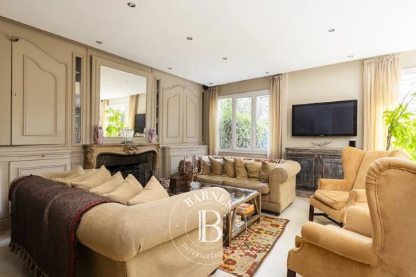 Neuilly-sur-Seine, Appartement 5 Chambres -  176 m² à vendre