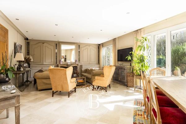 Neuilly-sur-Seine, Appartement 5 Chambres -  176 m² à vendre