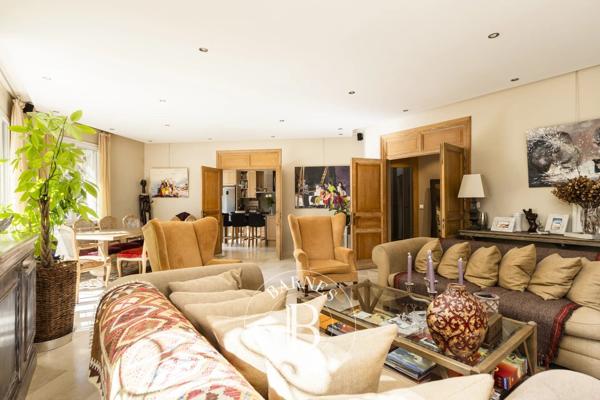 Neuilly-sur-Seine, Appartement 5 Chambres -  176 m² à vendre