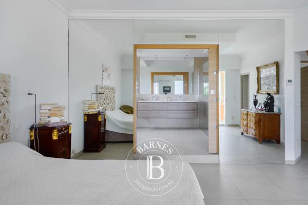 La Ciotat, Propriété 5 Chambres -  301 m² à vendre