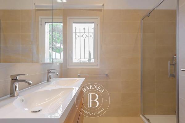 La Ciotat, Propriété 5 Chambres -  301 m² à vendre