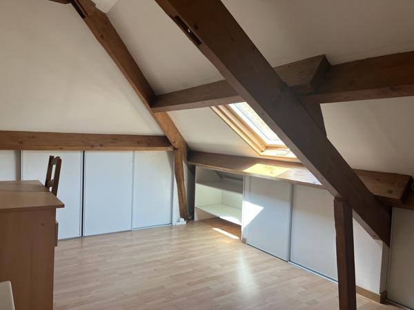 L'Haÿ-les-Roses (94240) Maison divisible de 183 m2 sur Terrain de 755 m2. 2 entrées distinctes