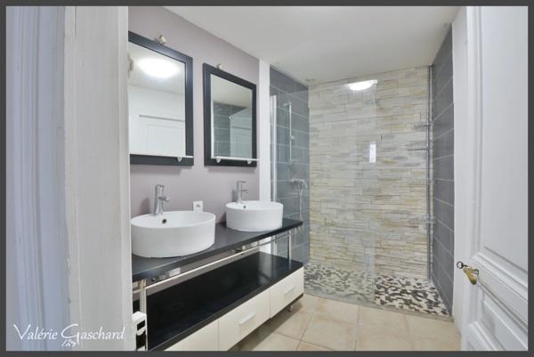 Maison + grange proche de MUSSIDAN (24)