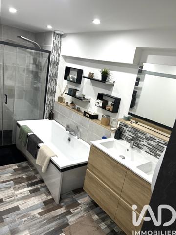Appartement à vendre 6 pièces 137 m² Saint-Laurent-Blangy