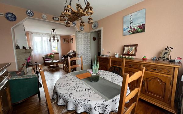 Maison à vendre    5 pièces • 119 m2 Gourin