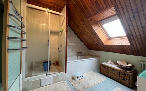 Maison à vendre    5 pièces • 119 m2 Gourin